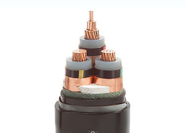 les cables électriques moyens de tension de noyau de 6/10 kilovolt 3 cuivrent le câble d'isolation du conducteur XLPE (blindé)
